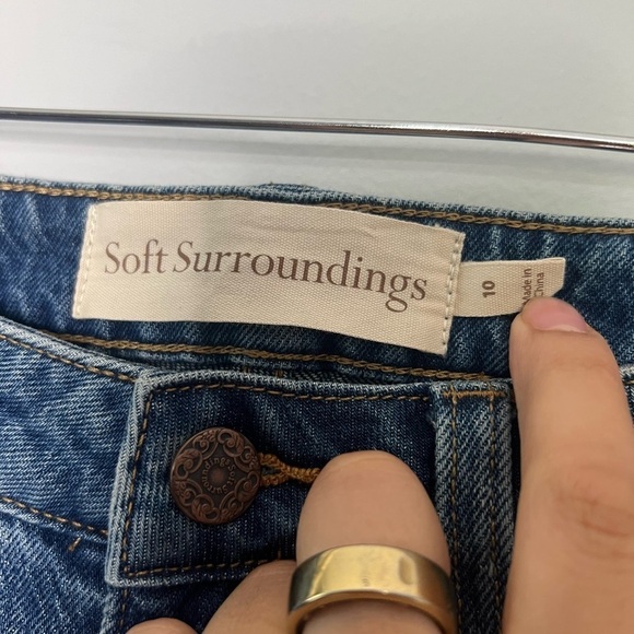 Soft Surroundings Ultimate Denim Vintage Girlfriend Straight Leg Jeans Size 10 - Picture 2 of 4